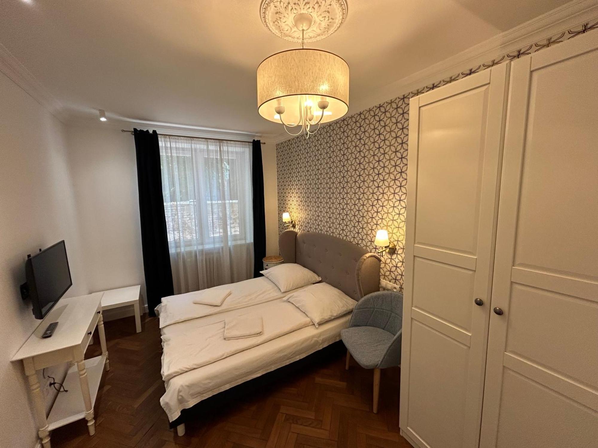 Cybulskiego Guest Cracovia