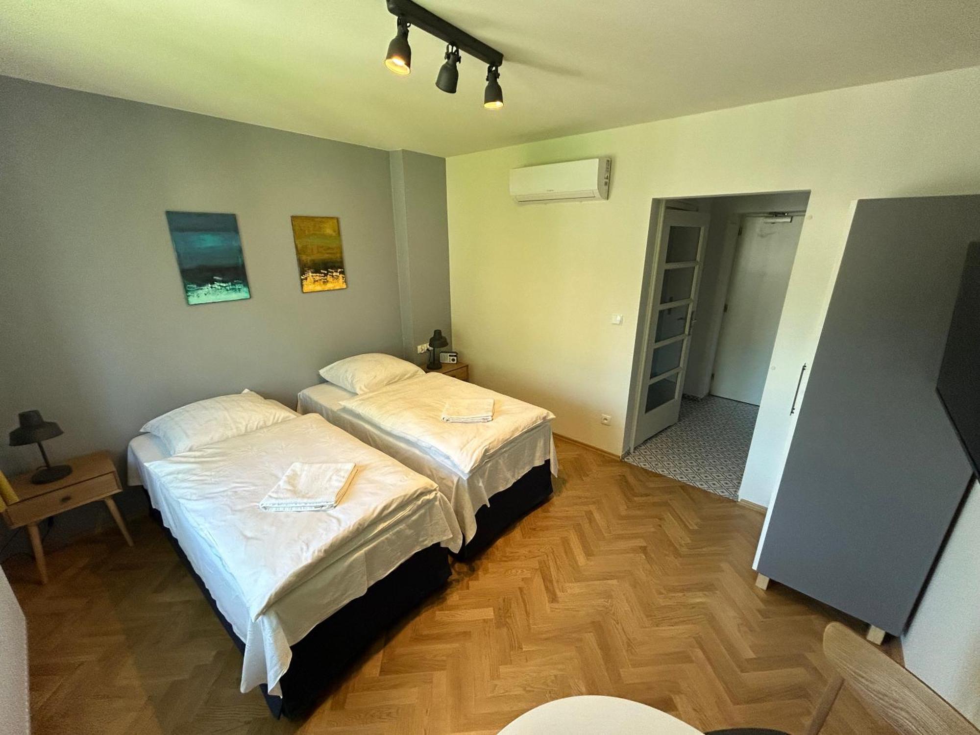 Cybulskiego Guest Pensjonat 3*
