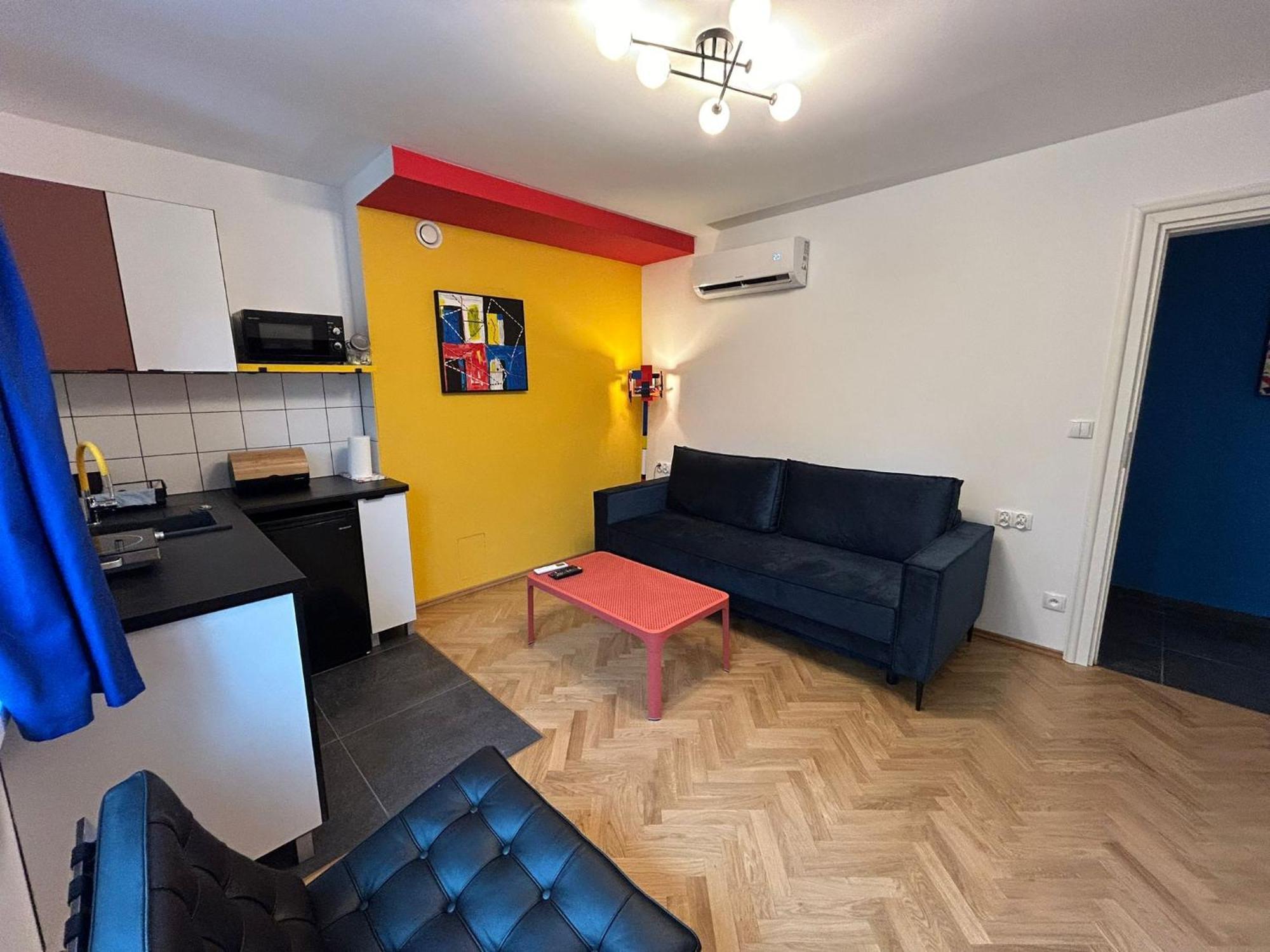 Cybulskiego Guest 3* Kraków